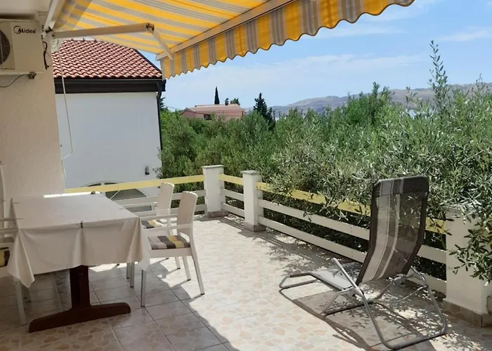 Apartment Milka By The Sea