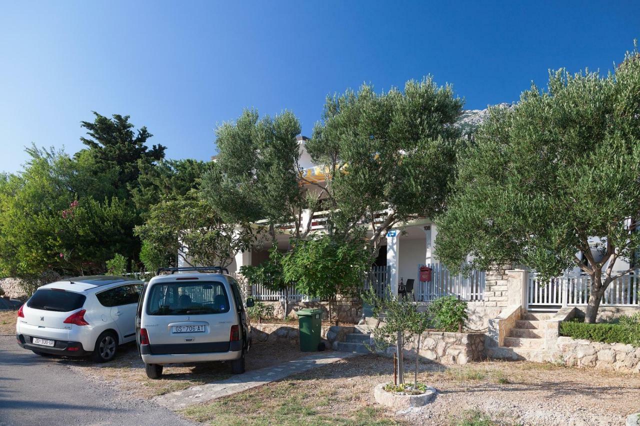 Apartment Milka By The Sea Karlobag