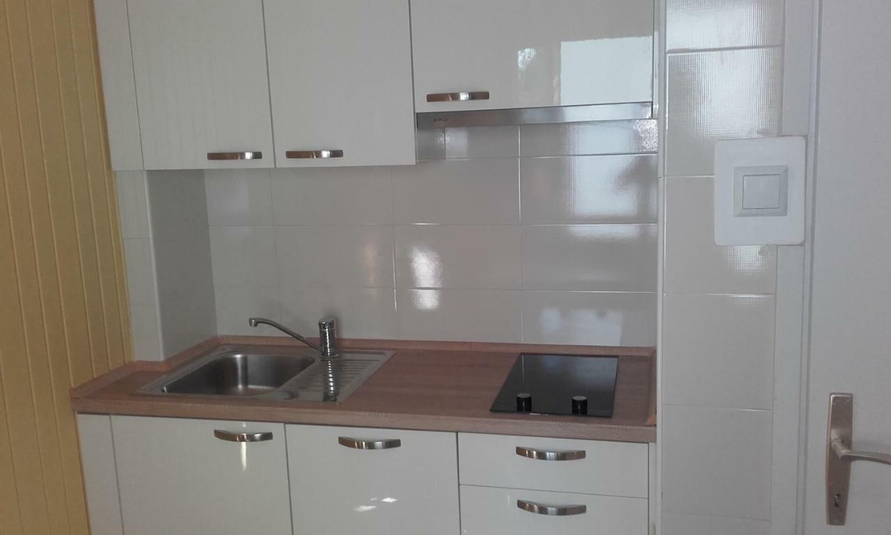 Apartment Milka By The Sea